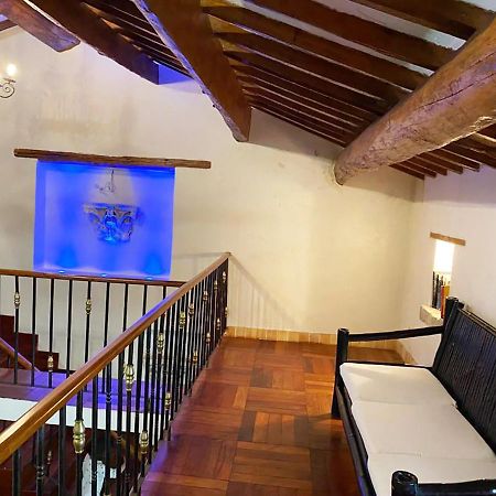 Maison D'Hotes, Superbe Et Spacieuse ,Dans Un Cadre Charmant Calme Et Verdoyant แปร์นส์-เลส์-ฟงแตนส์ ภายนอก รูปภาพ
